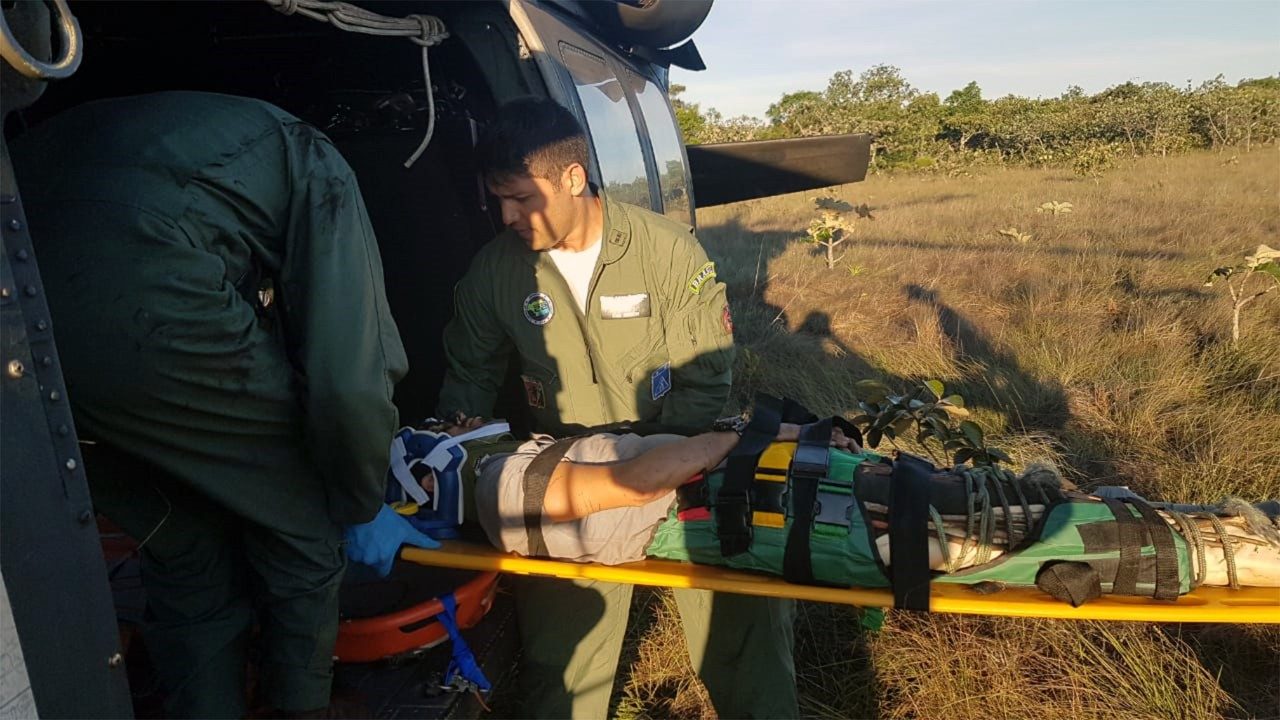 Força Aérea Brasileira salva duas vidas debusca por três dias