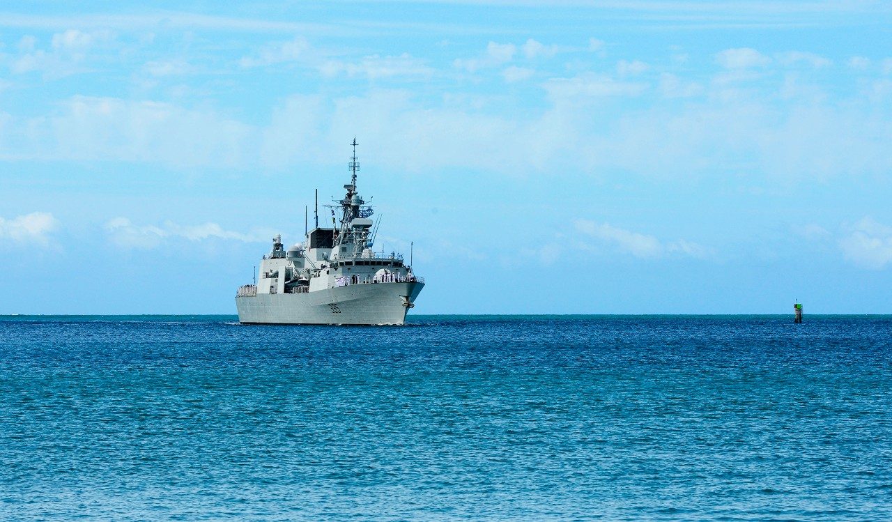 HMCS卡尔加里FFH 335