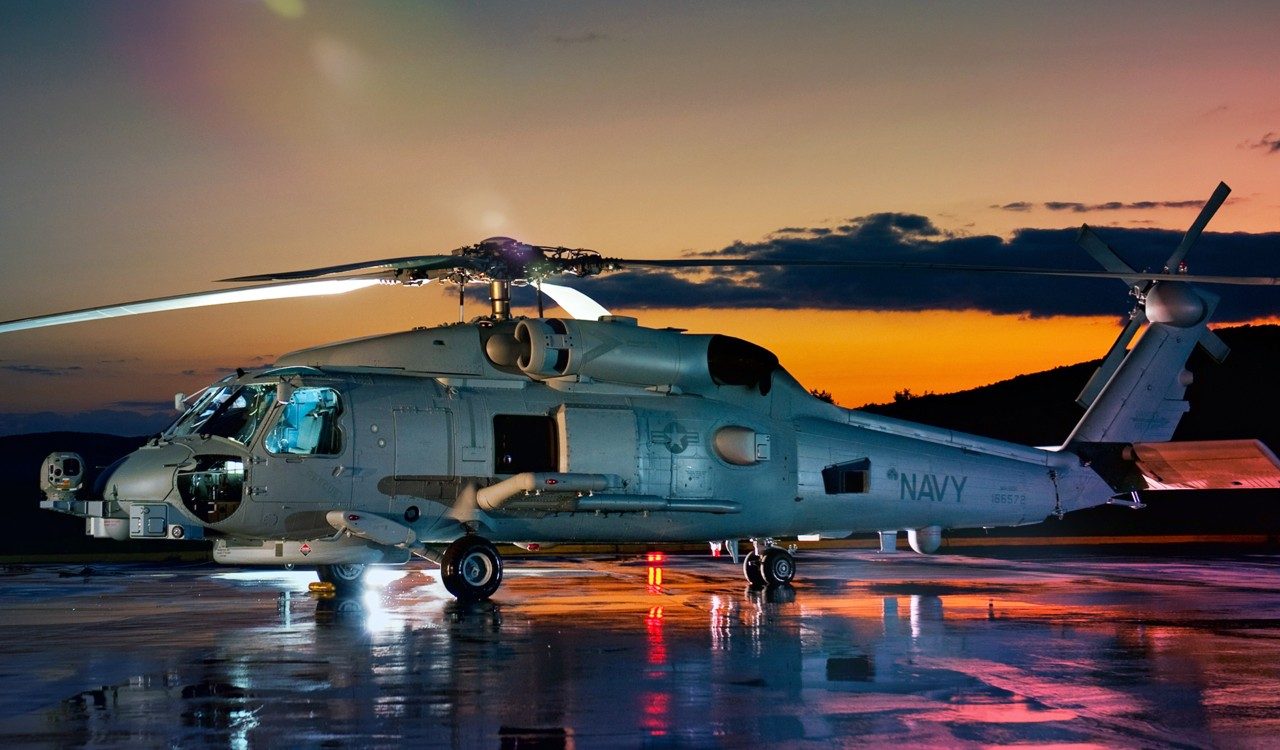 西科斯基MH-60海鹰直升机